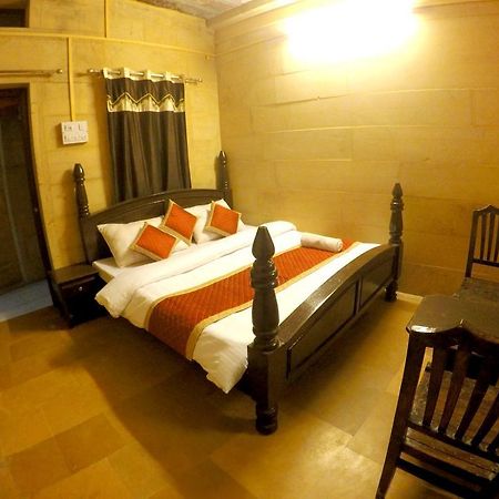 Hotel Fotiya ג'איסלמר מראה חיצוני תמונה
