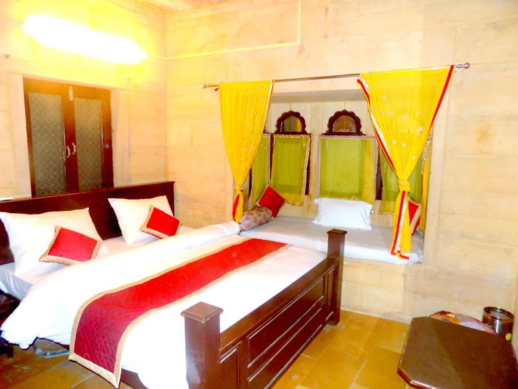 Hotel Fotiya ג'איסלמר מראה חיצוני תמונה