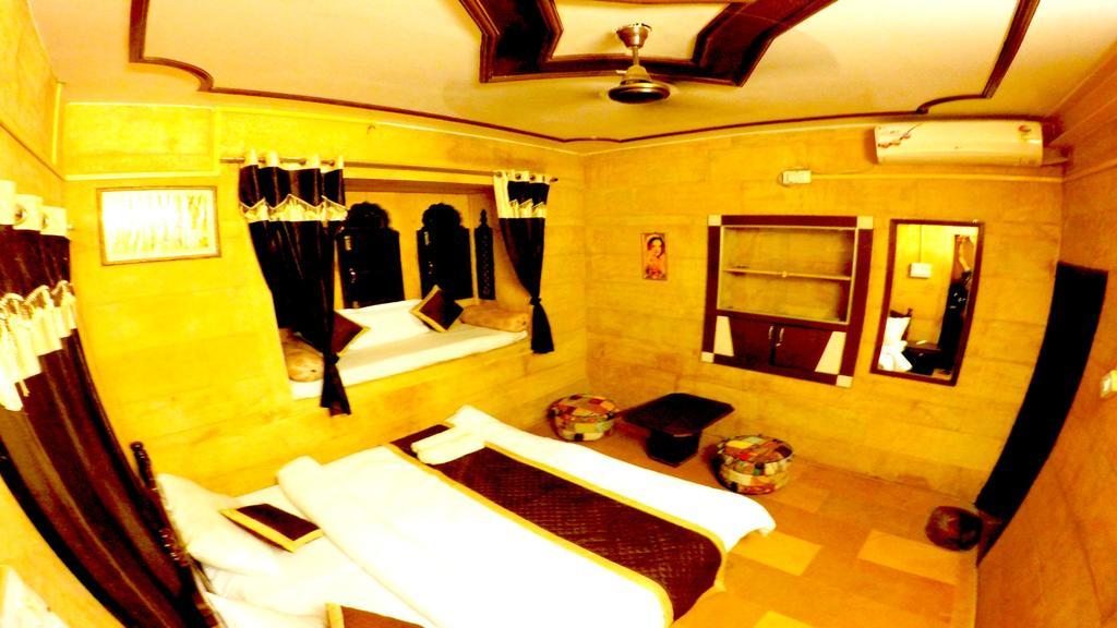 Hotel Fotiya ג'איסלמר מראה חיצוני תמונה