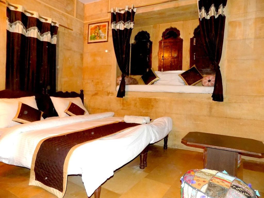 Hotel Fotiya ג'איסלמר מראה חיצוני תמונה
