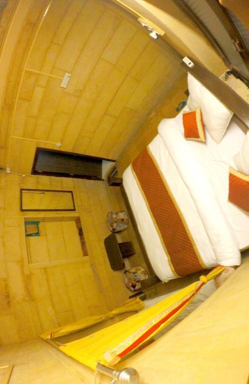 Hotel Fotiya ג'איסלמר מראה חיצוני תמונה