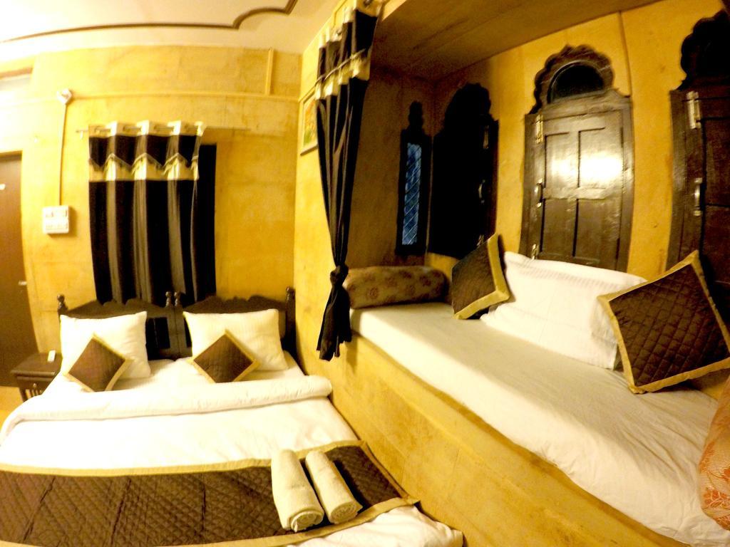 Hotel Fotiya ג'איסלמר מראה חיצוני תמונה