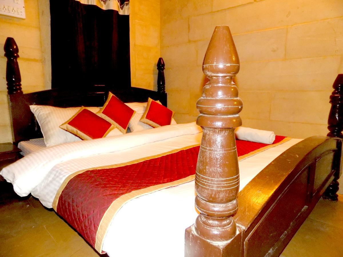 Hotel Fotiya ג'איסלמר מראה חיצוני תמונה